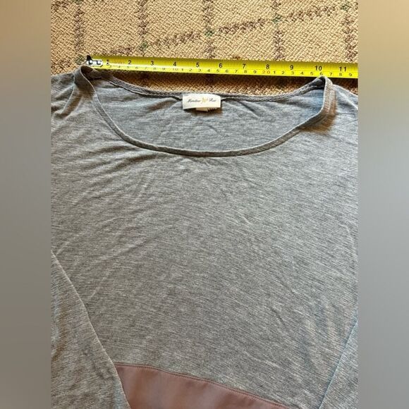 Meadow Rue gray and mauve long sleeve tunic top NWOT XS - Picture 6 of 12